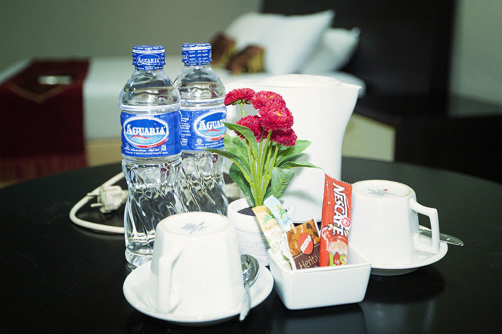 Hotel Celebes Макасар Екстер'єр фото